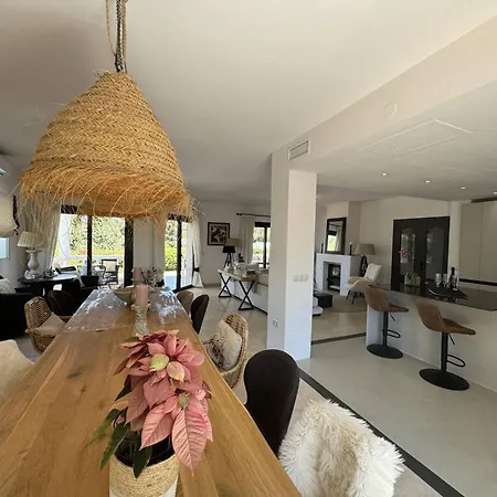 3308 Oasis شقة ماربيا