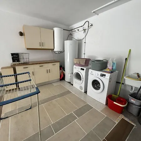 3308 Oasis
